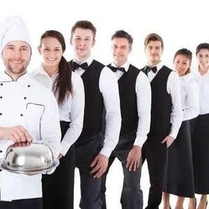 Meet your Posher, Gloria